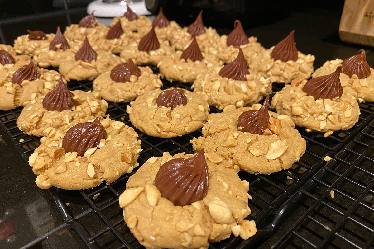 Peanut Butter Thumbprint Cookies - Grandma Jackie's Recipes