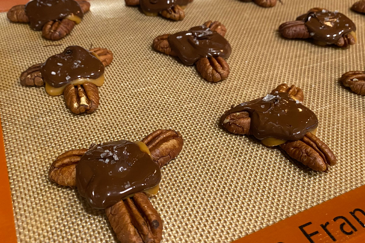 Vintage Turtles Candies - Grandma Jackie's Recipes